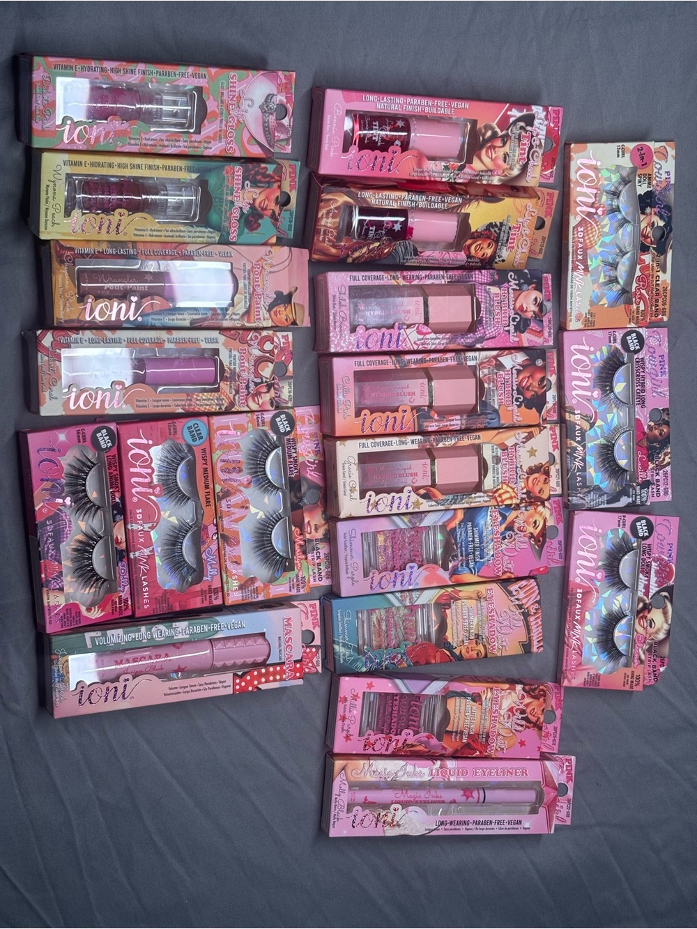 Ioni Cowgirl Makeup Collection